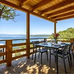 2 Bedroom Amazing Stacaravan In Glavotok 4*