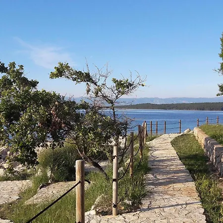 2 Bedroom Amazing Stacaravan In Glavotok Camping