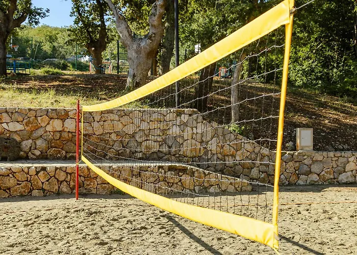Camping 2 Bedroom Amazing Stacaravan In Glavotok 4*